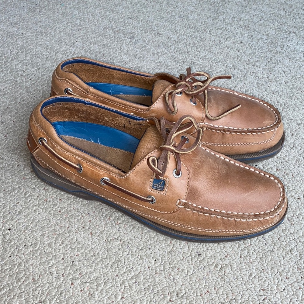 Sperry Tan Leather Boat Shoes
